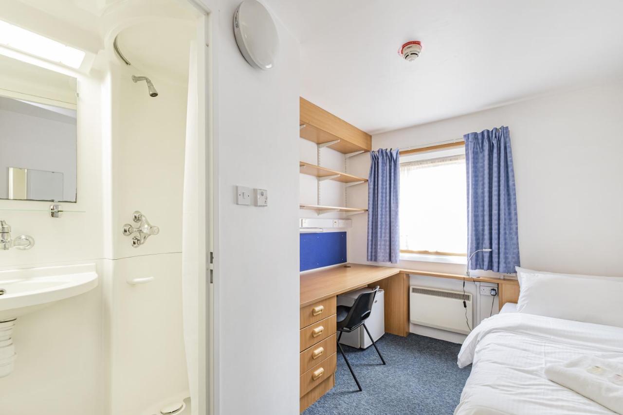 Vibrant Ensuite Rooms, Hatfield - Sk מראה חיצוני תמונה