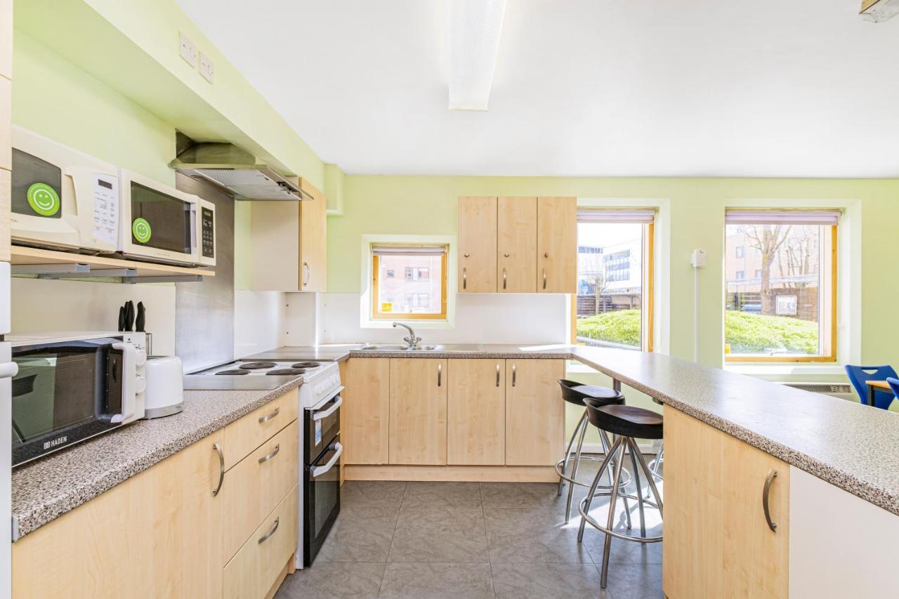 Vibrant Ensuite Rooms, Hatfield - Sk מראה חיצוני תמונה